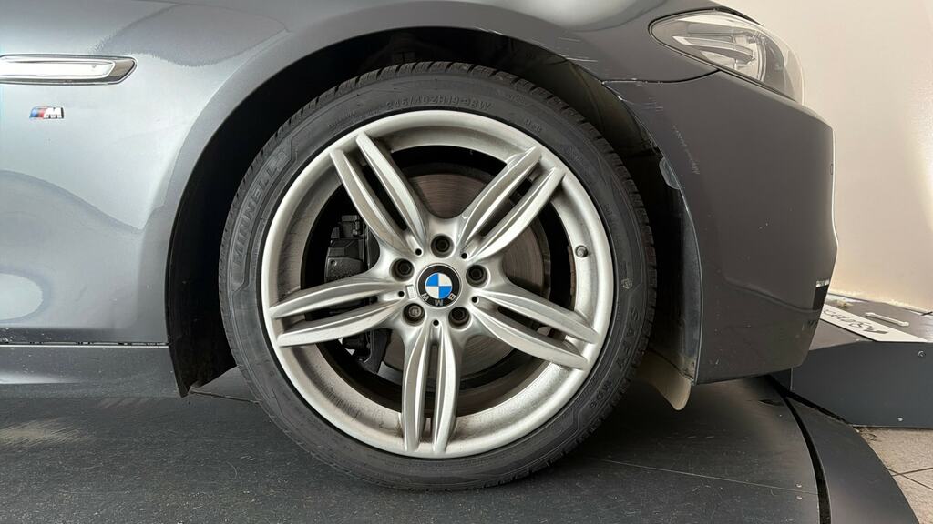 BMW 5 Series 530D M Sport Touring Blue #23