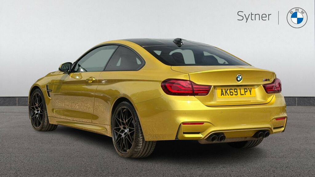 BMW M4 M4 Competition Dct Ultimate Pack Yellow #2