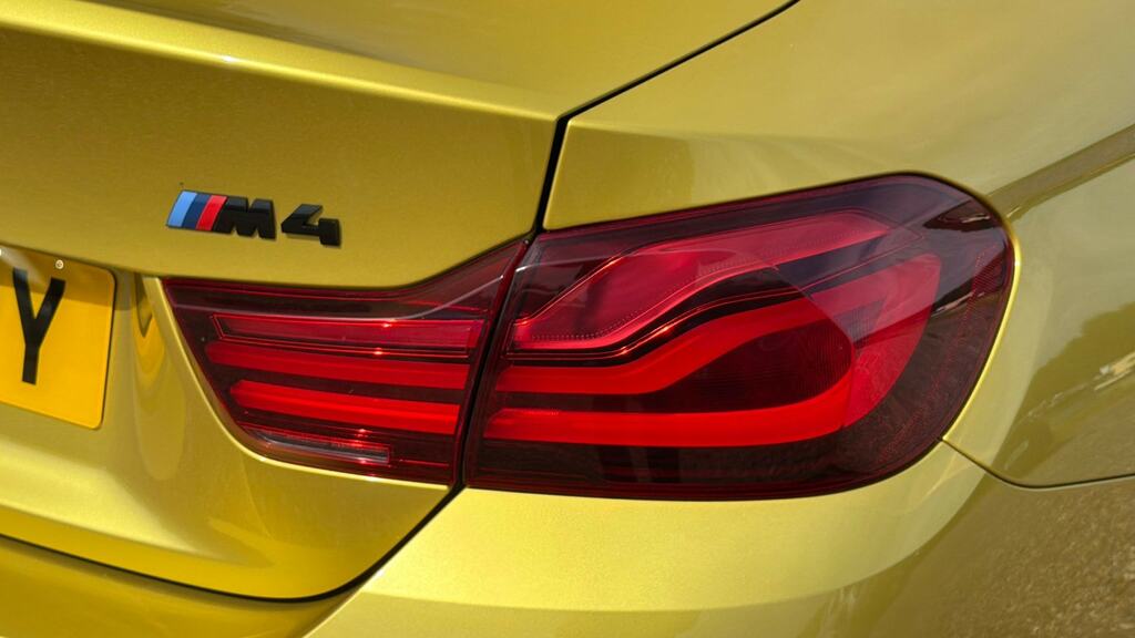 BMW M4 Competition Carbon Pack Fbmwsh Lovely Local White #21