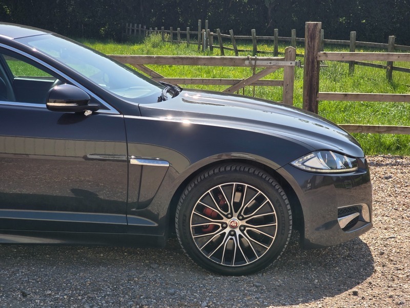 Jaguar XF D V6 S Portfolio Grey #5