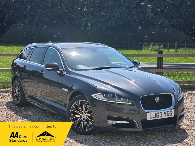 Jaguar XF D V6 S Portfolio Grey