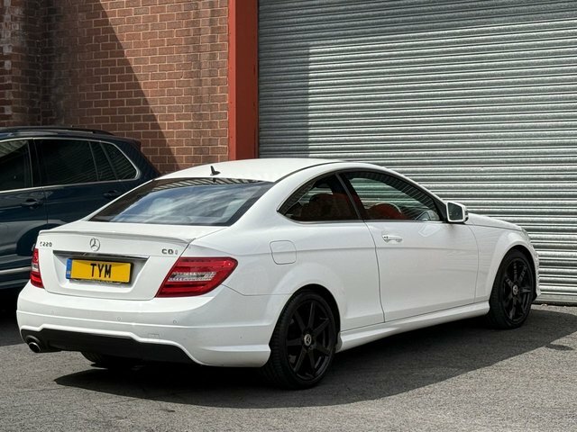 Mercedes-Benz C Class 2.1 C300dh Amg Line Premium Plus G-tronic Euro White #8