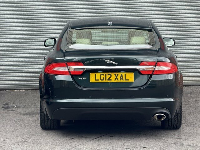 Jaguar XF 2.2D Premium Luxury Saloon Euro 5 Green #5