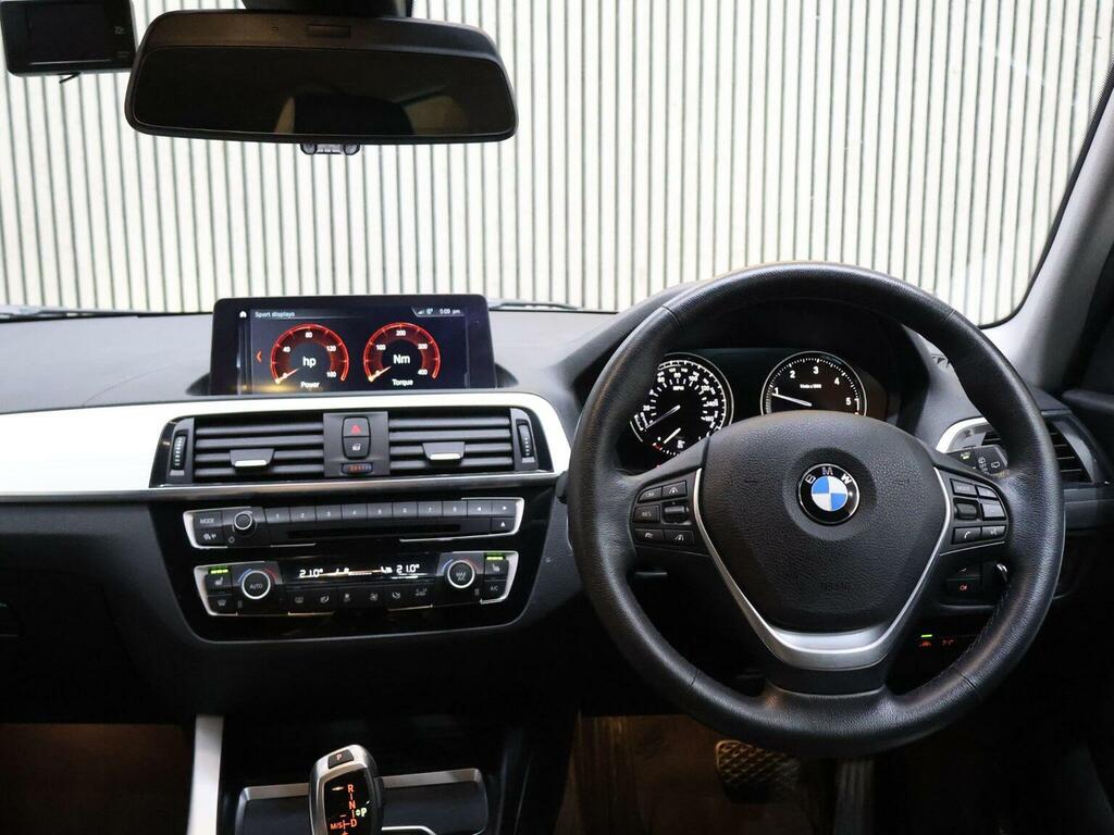 BMW 1 Series Hatchback 2.0 118D Sport Euro 6 Ss 20 TEMP984 #3
