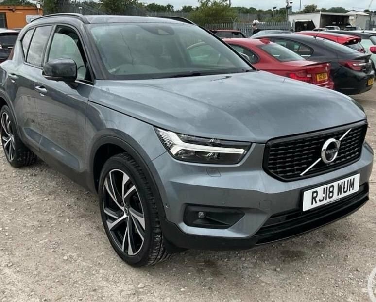 Volvo XC40 2L R-design Grey