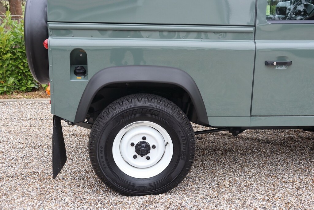 Land Rover Defender 90 90 Xs Tdci Grey #14