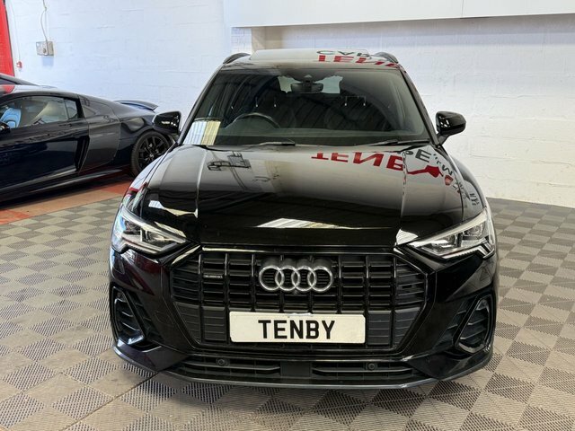 Audi Q3 Automatic LR19LTF Black #2