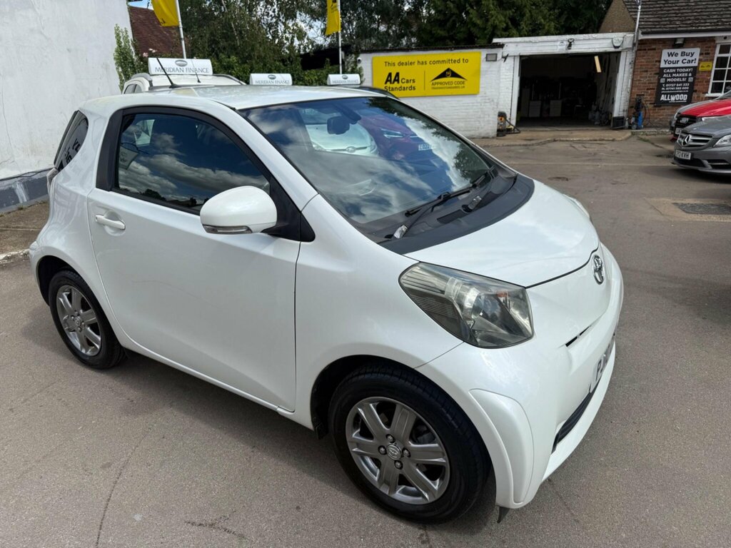 Toyota IQ 1.0 Vvt-i 2 Multidrive Euro 4 White