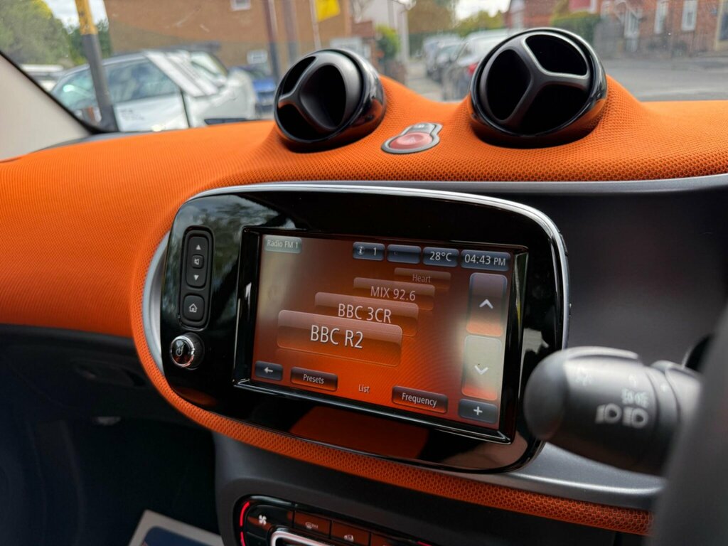 Smart Fortwo 0.9T Prime Premium Twinamic Euro 6 Ss Black #25