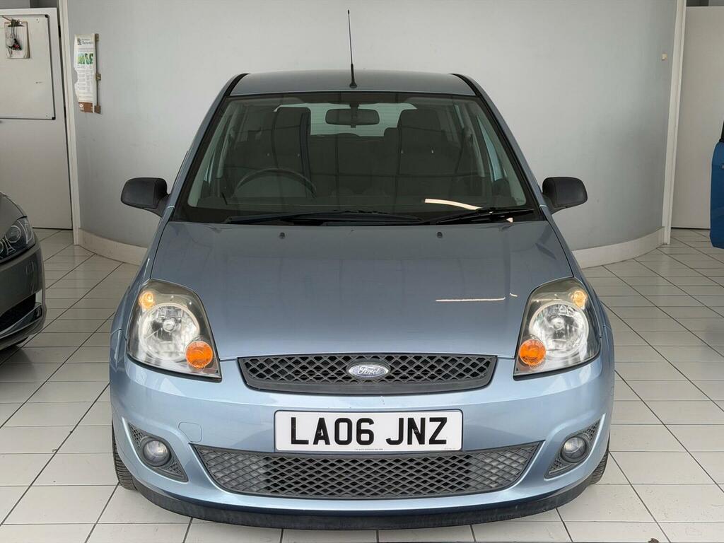 Ford Fiesta Hatchback 1.4 Zetec Climate 200606 Blue #2