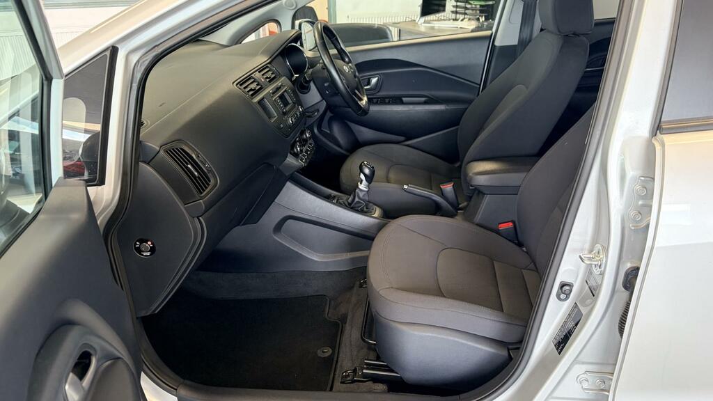Kia RIO 1.25 Sr7 Hatchback Euro 6 84 Bh Yellow #27