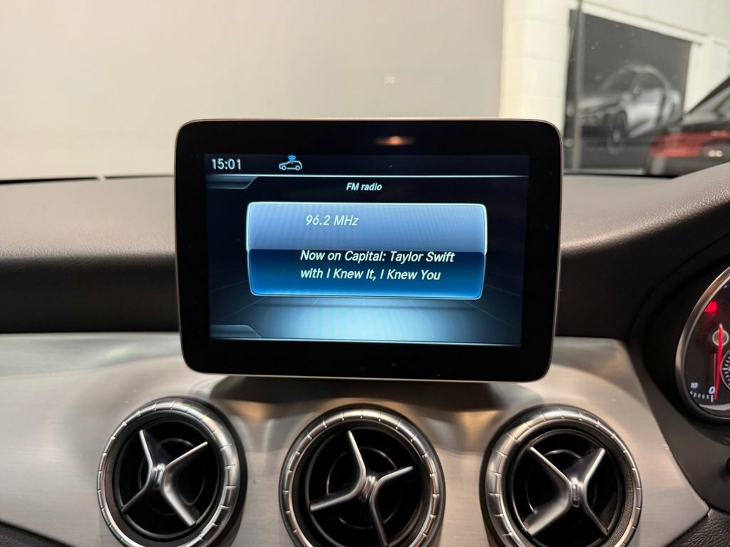 Mercedes-Benz CLA Class 2.1 Cla 220 D Sport 174 Bhp Black #19