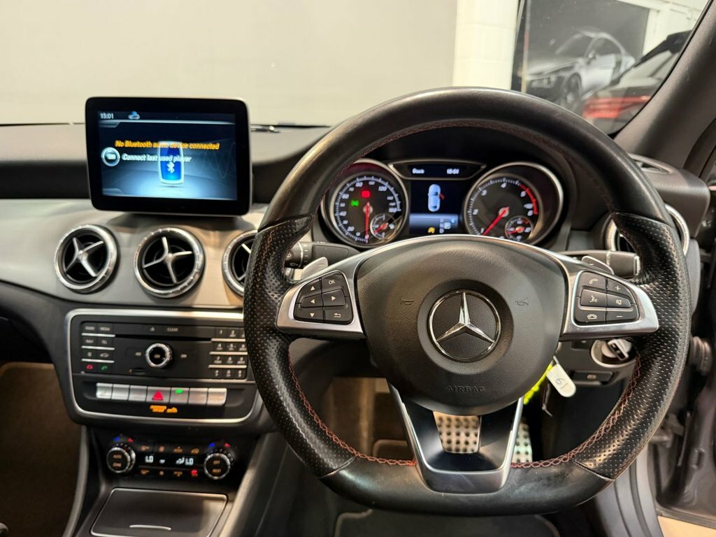 Mercedes-Benz CLA Class 2.1 Cla 220 D Sport 174 Bhp Black #16