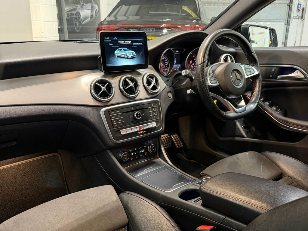 Mercedes-Benz CLA Class 2.1 Cla 220 D Sport 174 Bhp Black #30