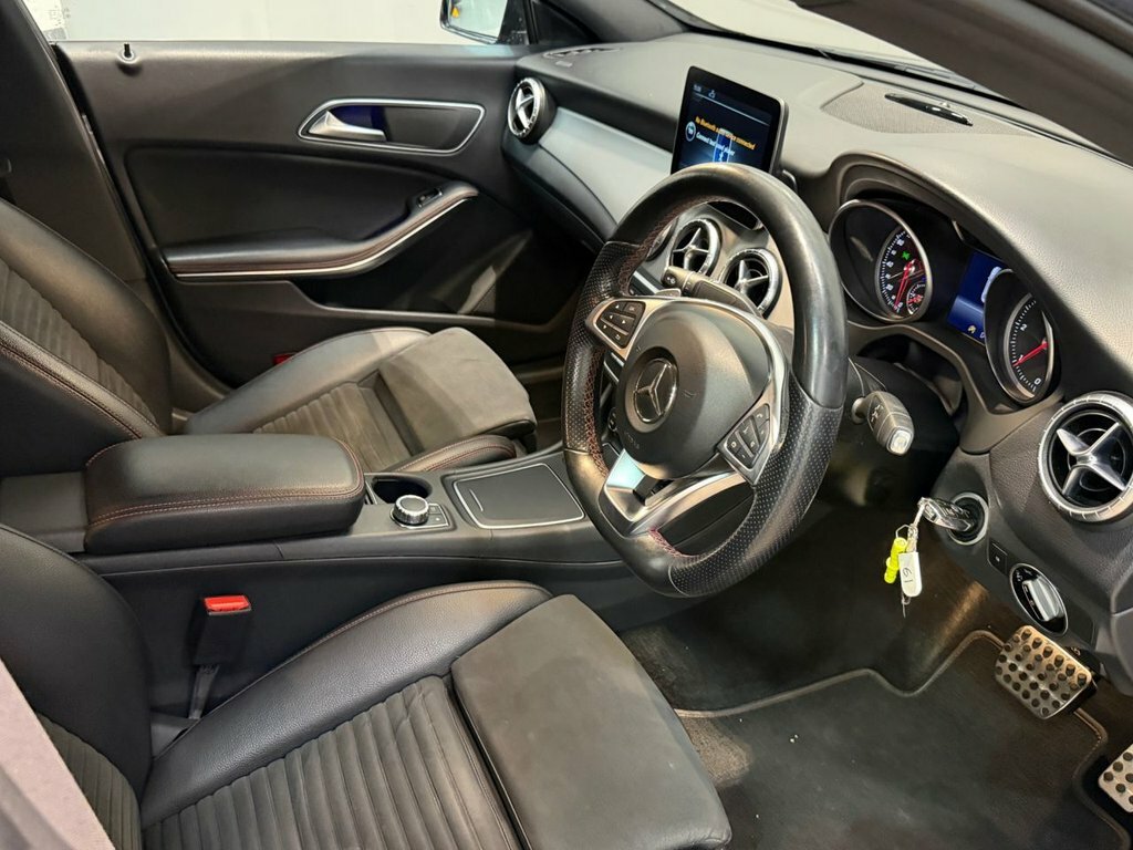 Mercedes-Benz CLA Class 2.1 Cla 220 D Sport 174 Bhp Black #15