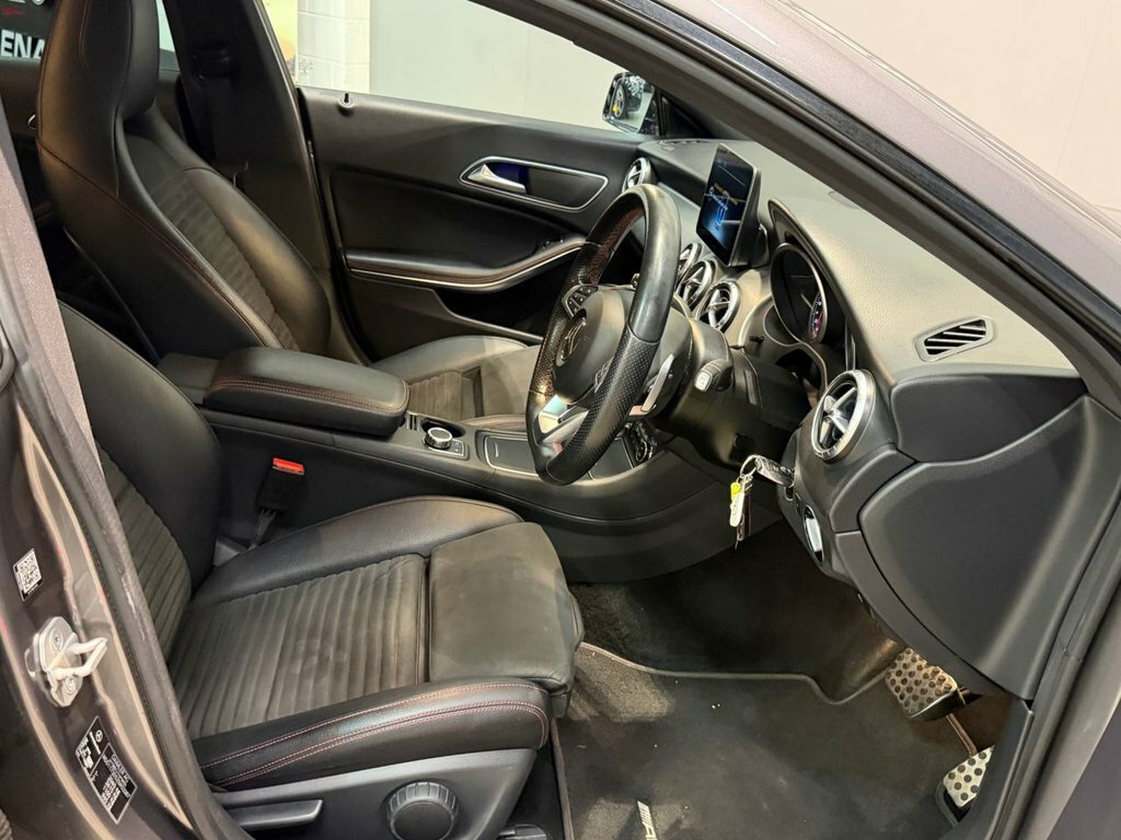 Mercedes-Benz CLA Class 2.1 Cla 220 D Sport 174 Bhp Black #22