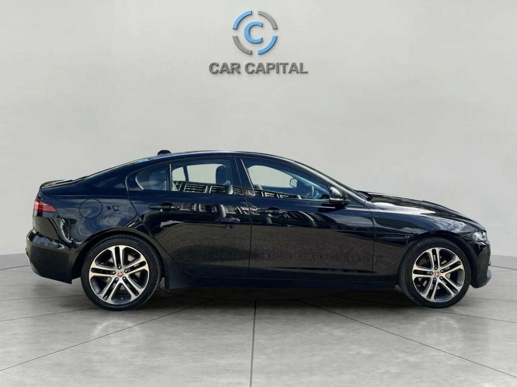 Jaguar XE 2L S Black #3