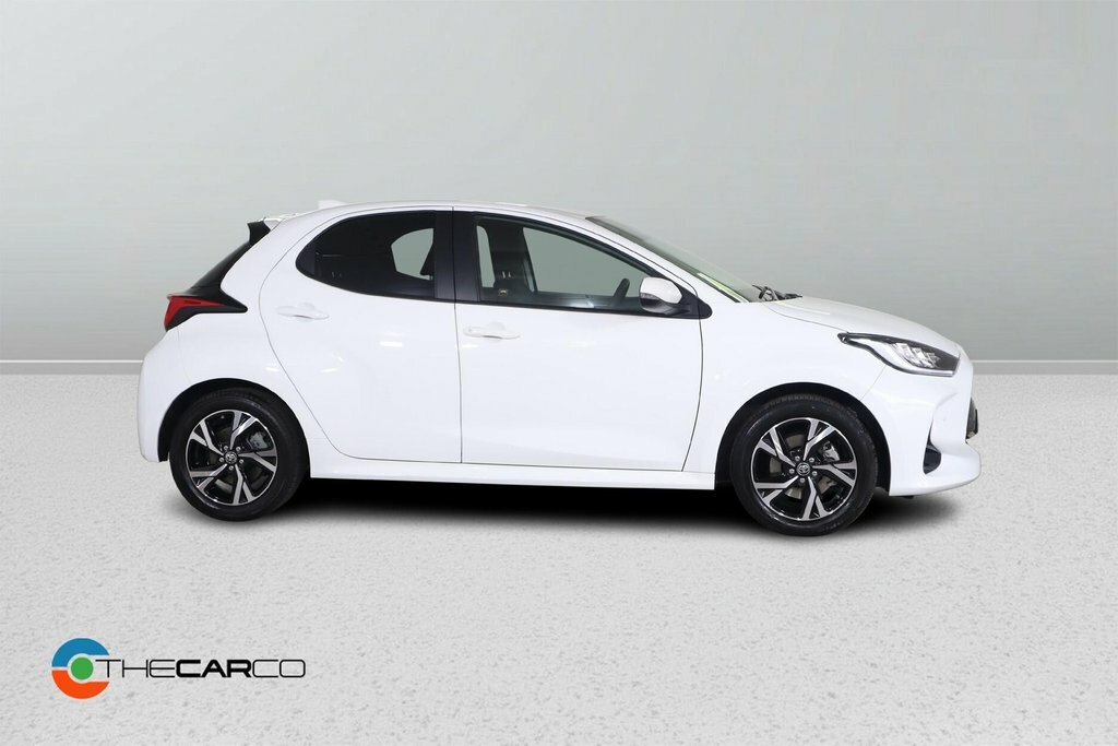 Toyota Yaris 1.5L Design EJ24CDZ White #6