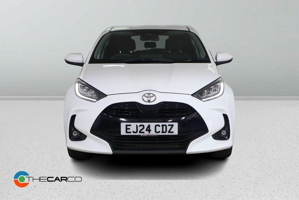 Toyota Yaris 1.5L Design EJ24CDZ White #3