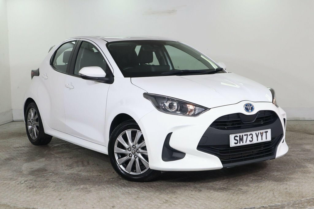 Toyota Yaris 1.5L Icon White