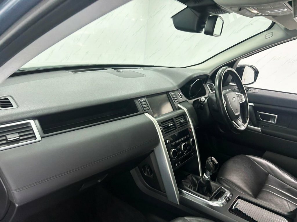 Land Rover Discovery Sport Td4 Se Tech Black #13
