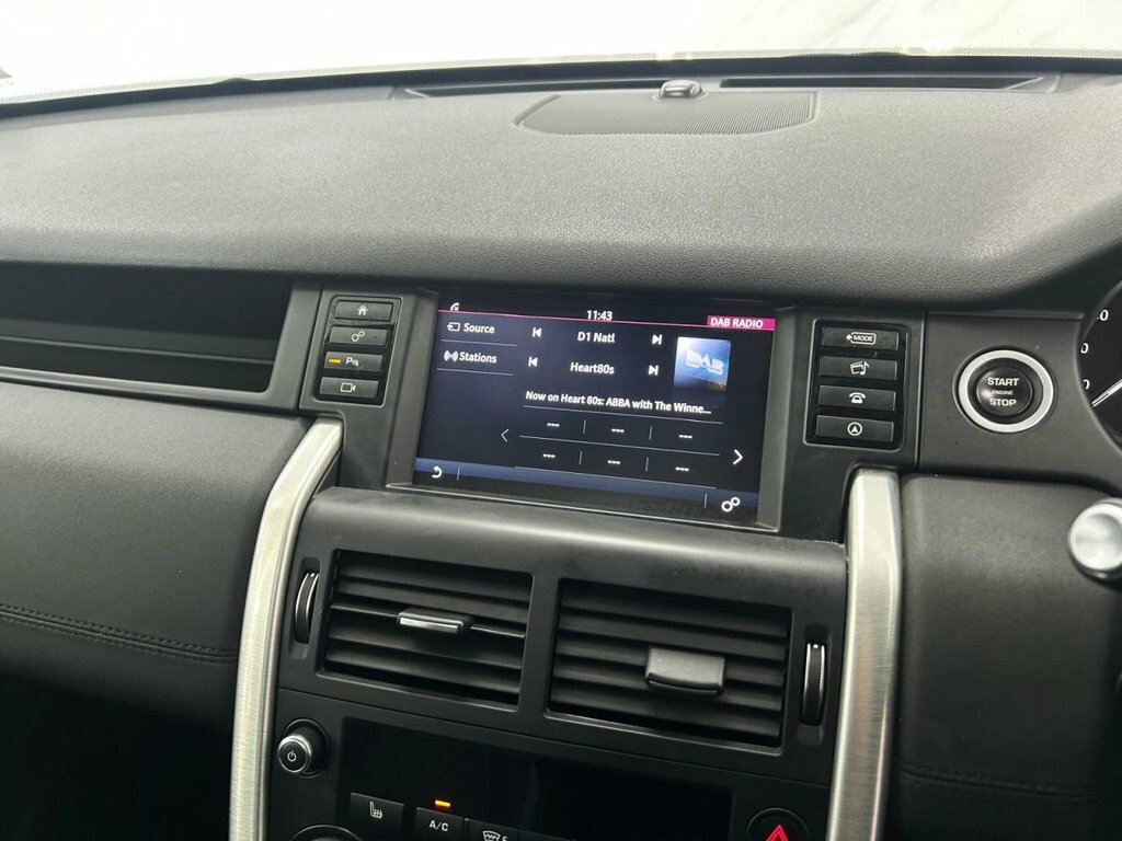 Land Rover Discovery Sport Td4 Se Tech Black #15