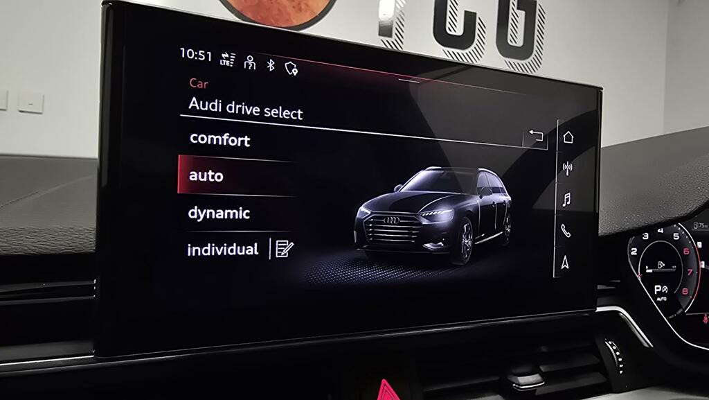 Audi A4 Avant 35 Tdi S Line S Tronic Comfortsound Black #26