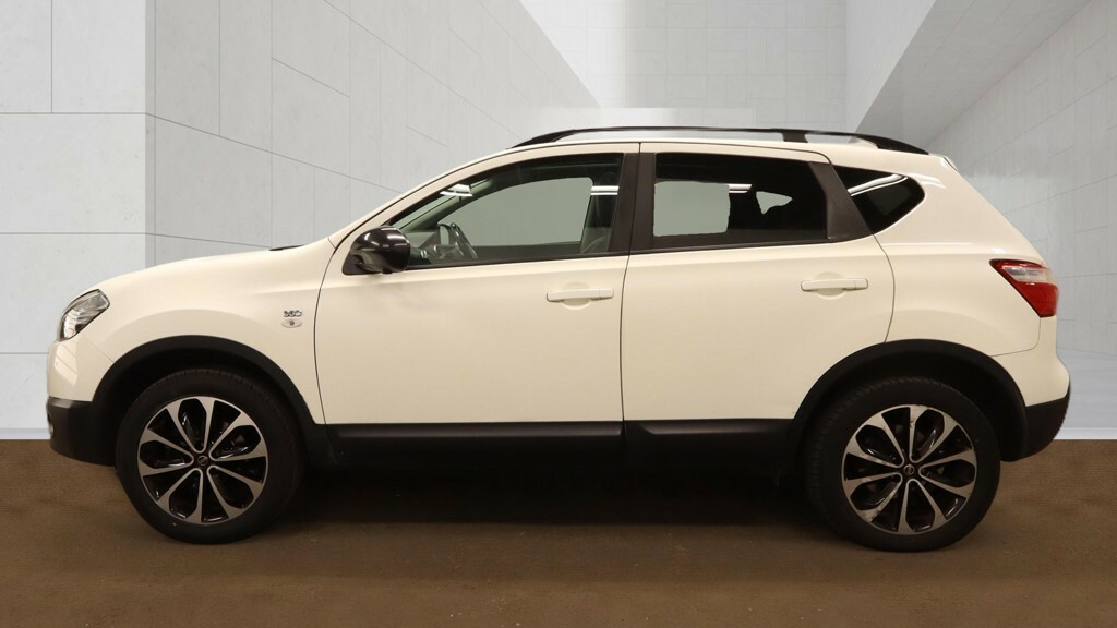 Nissan Qashqai Suv 1.6 360 2013 White #6