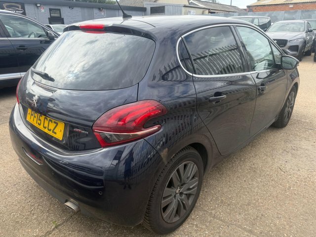 Peugeot 208 2015 1.6 Bluehdi Gt Line Euro 6 Ss Blue #3