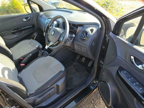 Renault Captur 1.5 Dci Energy AU65WFS Black #6