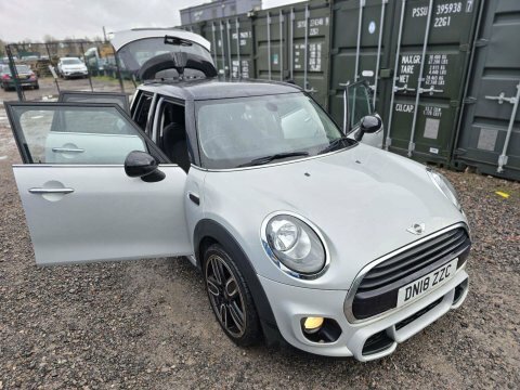 Mini Hatch 1.5 Cooper Hatchback DN18ZZC Silver #5