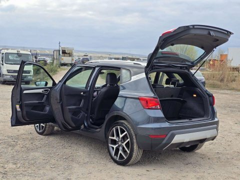 Seat Arona 1.6 Tdi Xcellence Grey #4