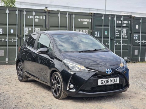 Toyota Yaris 1.5 Vvt-h Design GX18WOJ Black #5