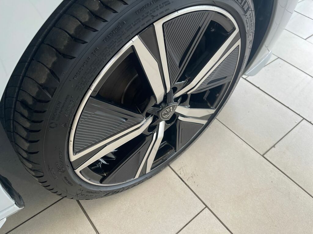 Peugeot 308 1.2 Hybrid 136 Gt E-dsc6 KM25VXH White #4