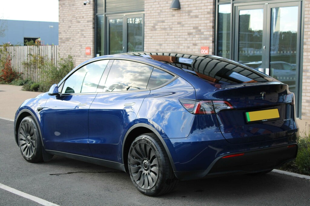 Tesla Model Y Long Range Awd 4Wd 