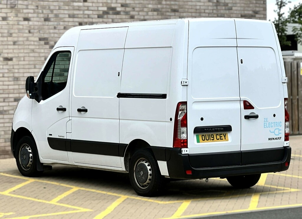 Renault Master 2.3 2.3 Dci Energy 33 Business Fwd Mwb Medium Roof #7