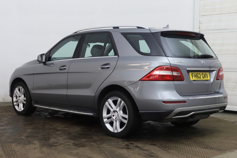 Mercedes-Benz M Class Ml250 Bluetec Special Edition Silver #2