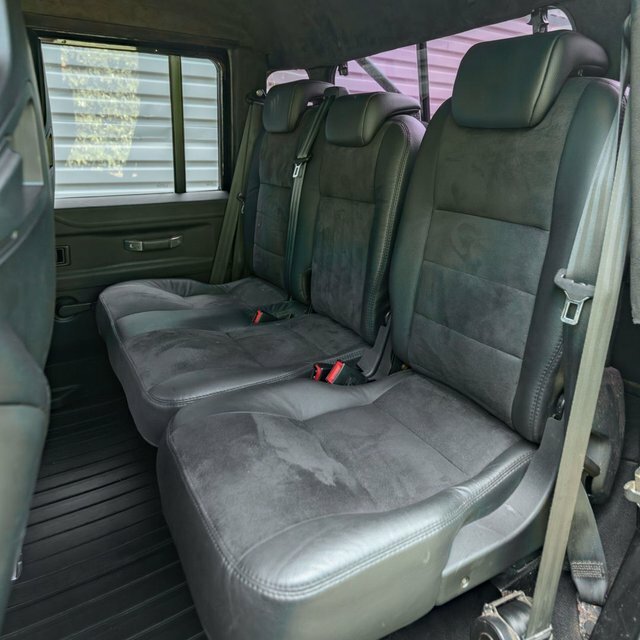 Land Rover Defender 110 110 County Station Wagon Silver #19