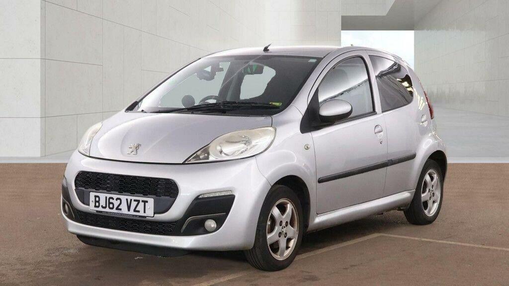 Peugeot 107 1.0 12V Allure Euro 5 Silver #2