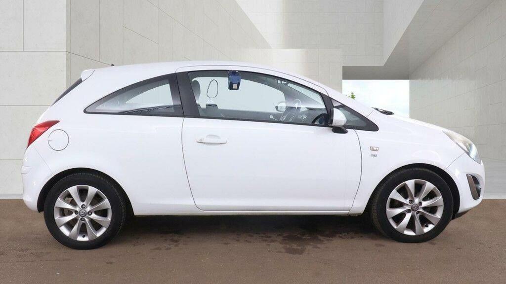 Vauxhall Corsa 1.4 16V Excite Euro 5 Ac White #5