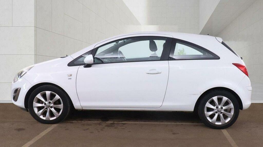 Vauxhall Corsa 1.4 16V Excite Euro 5 Ac White #6