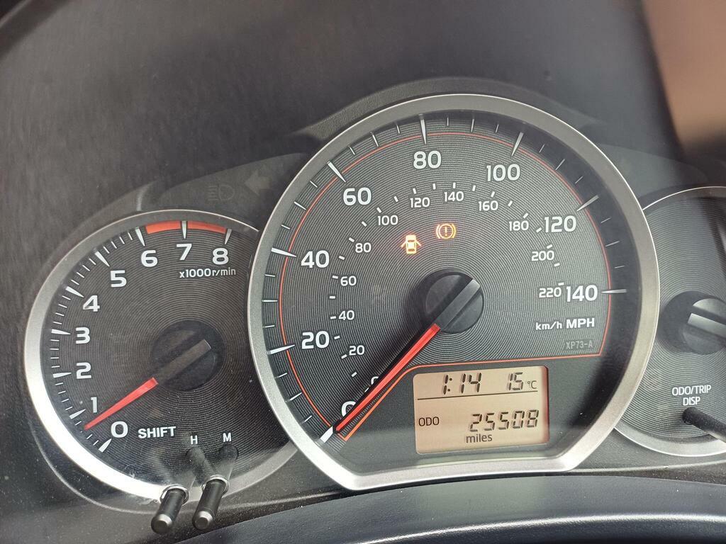 Toyota Yaris Vvt I White #18