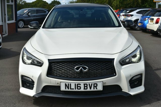 Infiniti Q50 Sport Saloon White #2