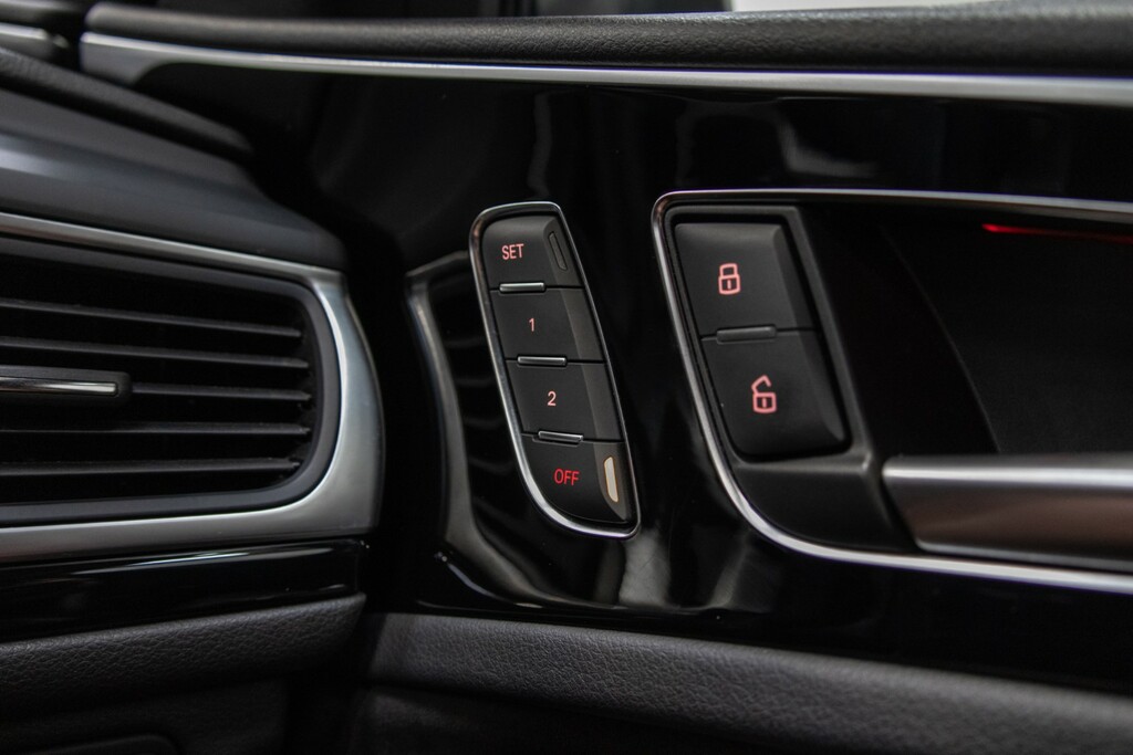 Audi A6 Avant 2.0 Tdi Ultra Se S Tronic Euro 6 Ss Black #37