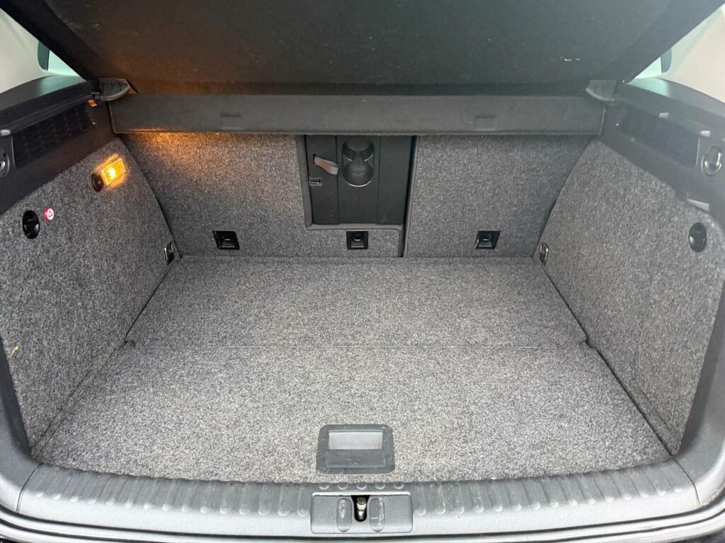 Volkswagen Tiguan 2.0L Match Tdi Bluemotion Technology 139 Bhp Black #12