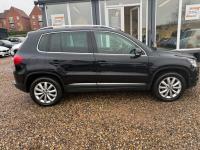 Volkswagen Tiguan 2.0L Match Tdi Bluemotion Technology 139 Bhp Black #13