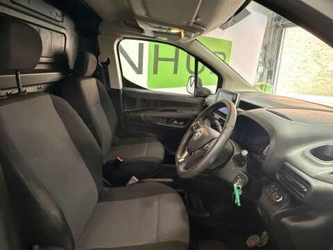 Vauxhall Combo 2020 70 1.5 White #5