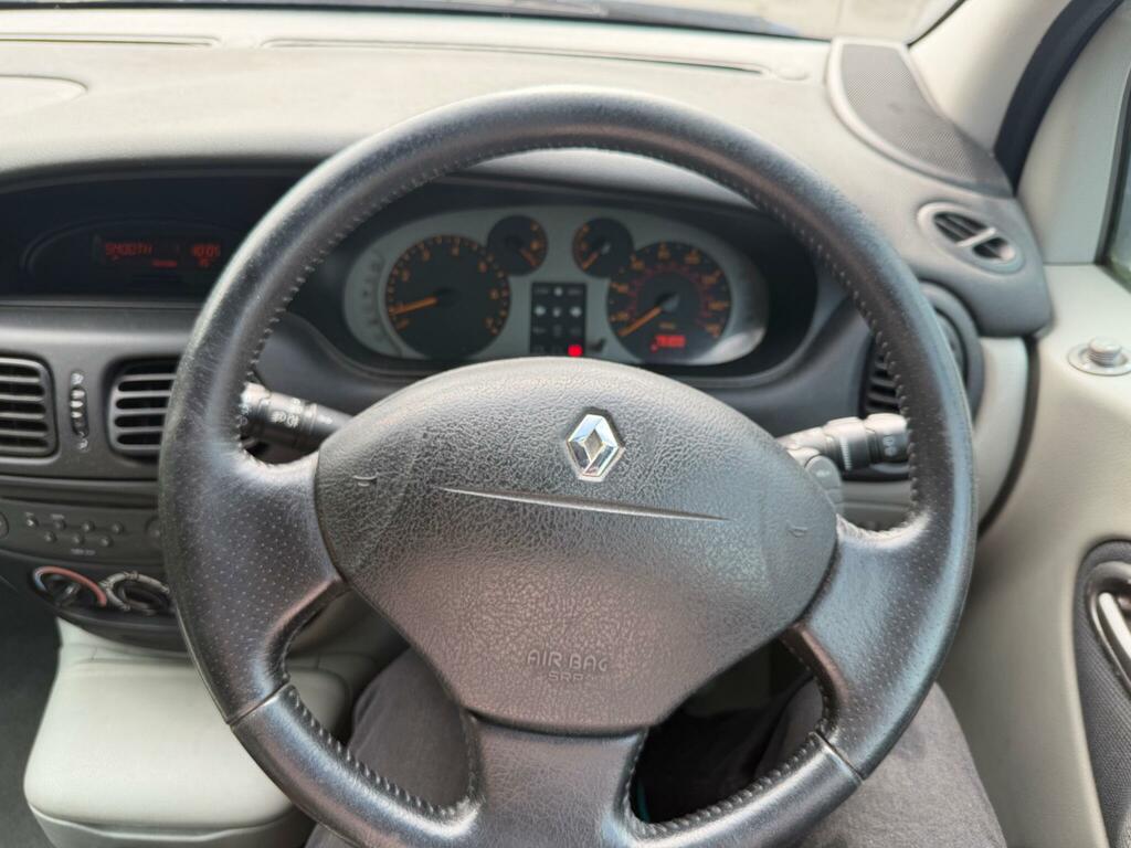 Renault Scenic 1.6 16V Expression Silver #14