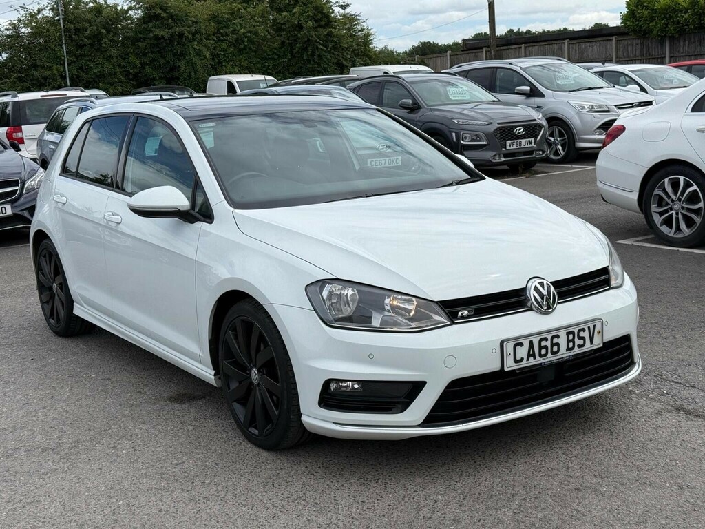Volkswagen Golf Hatchback 1.4 Tsi Bluemotion Tech Act R-line Editi White