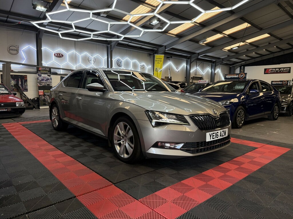 Skoda Superb Hatchback 1.4 Tsi Act Se Euro 6 Ss 201616 Black #7